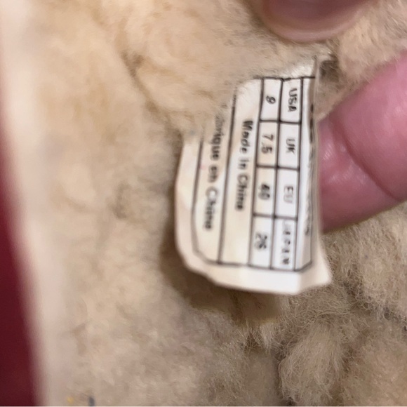 UGG Australia Ansley Slippers Womens SZ 9 Purple Suede Shearling - Picture 4 of 7